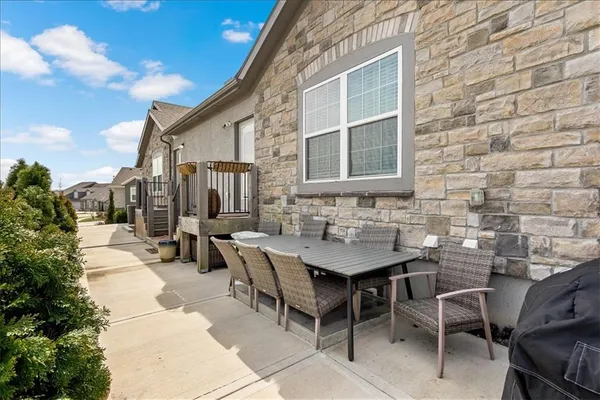 $475,000 | 6474 Barth Road, Shawnee, KS 66226