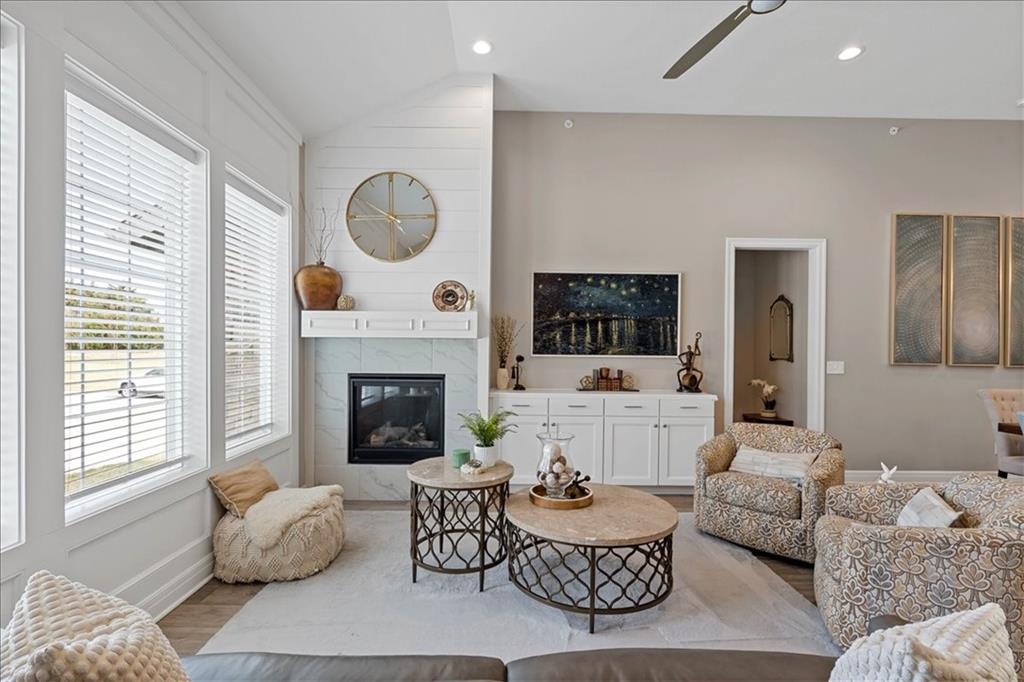 6474 Barth Road Shawnee, KS 66226 - Photo 5 of 27