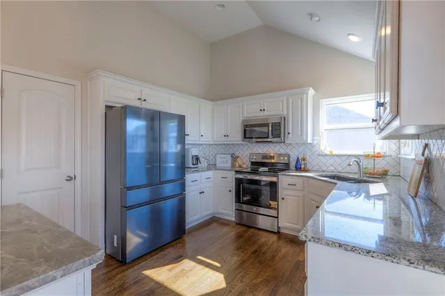 $419,000 | 10206 North Quincy Avenue, Kansas City, MO 64156