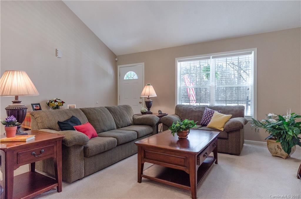 2110 State Rd S-46-168, Unit 25 York, SC 29745 - Photo 28 of 31 a living room with furniture and a potted plant