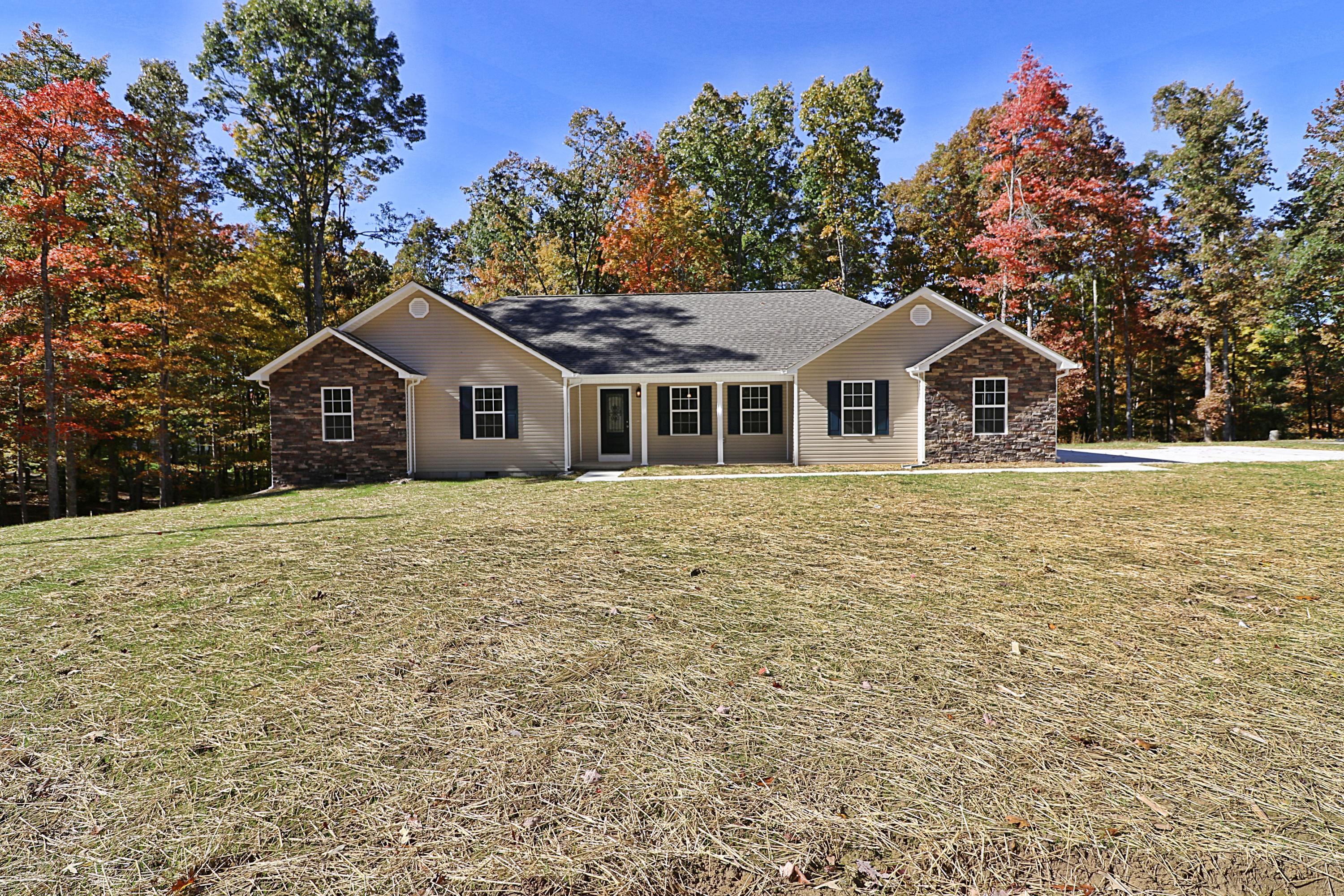 1116 Toomey Road Oneida, TN 37841 - Photo 1 of 27 094A7782