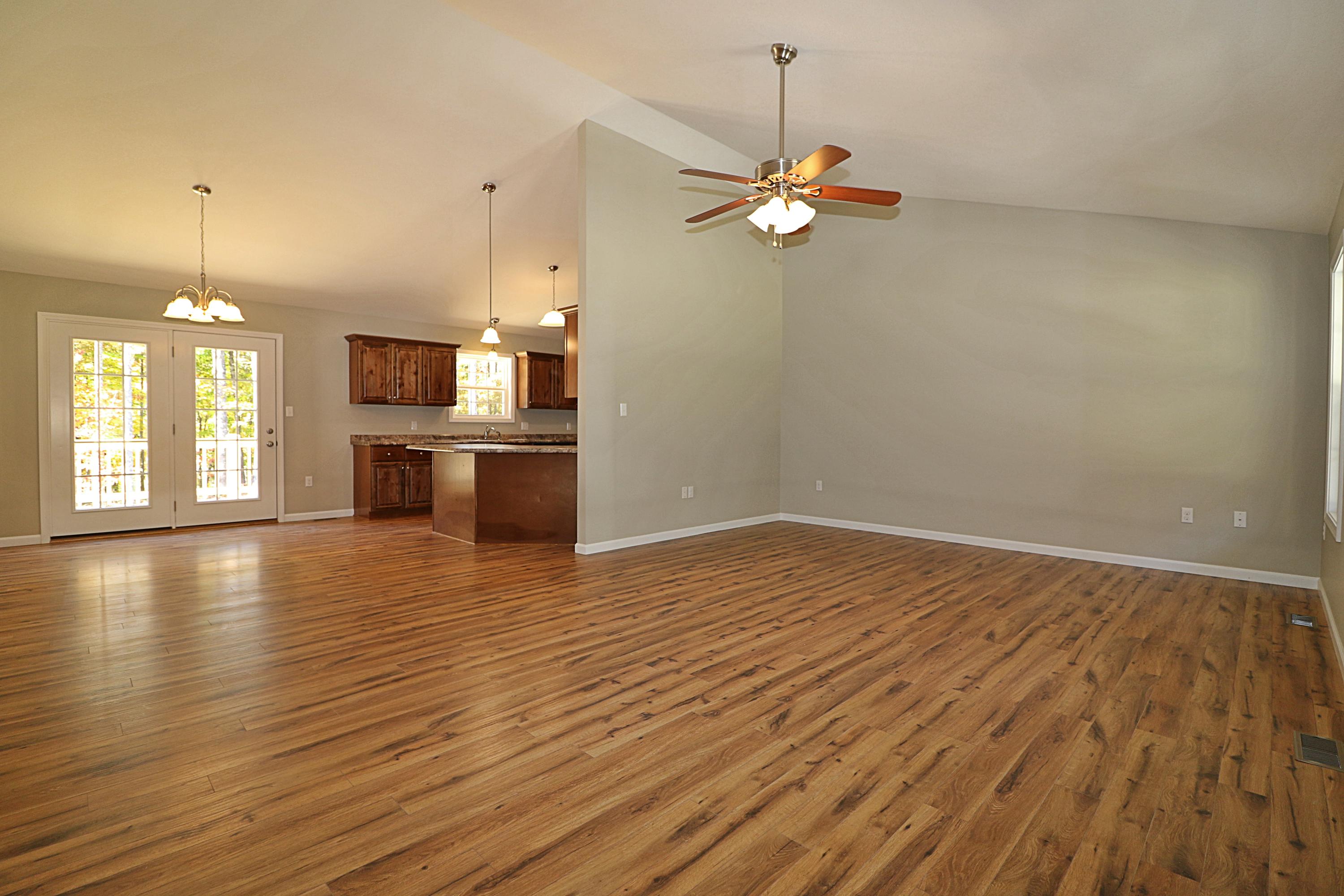 1116 Toomey Road Oneida, TN 37841 - Photo 4 of 27 094A7806