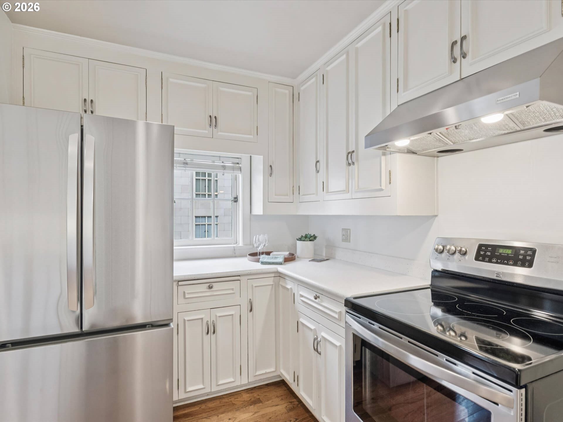 1209 Southwest 6th Avenue, Unit 701 Portland, OR 97204 - Photo 16 of 45