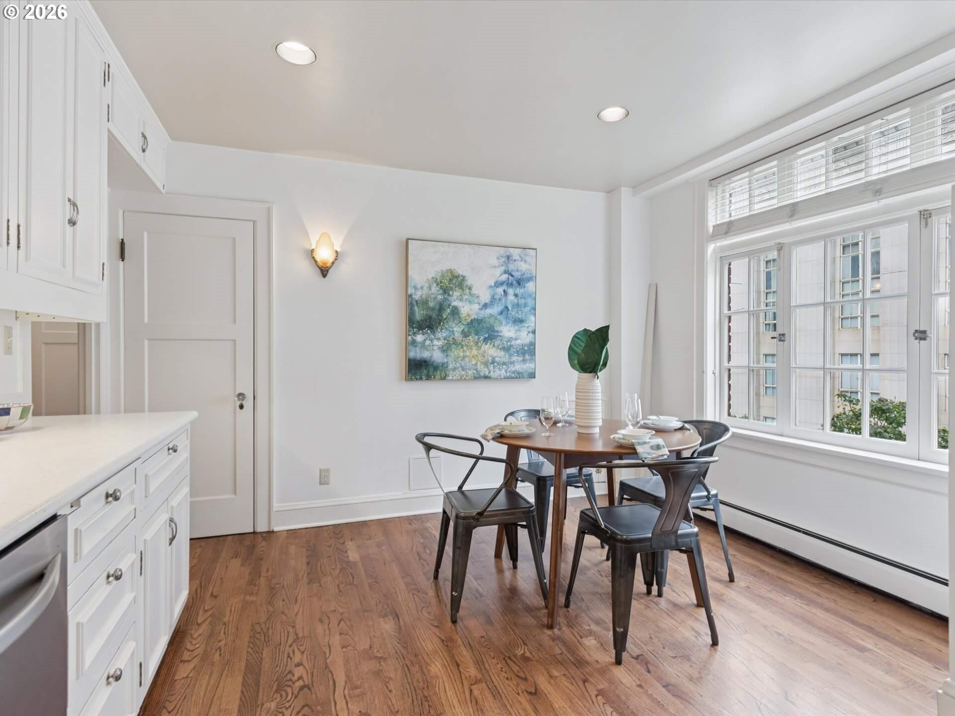 1209 Southwest 6th Avenue, Unit 701 Portland, OR 97204 - Photo 17 of 45