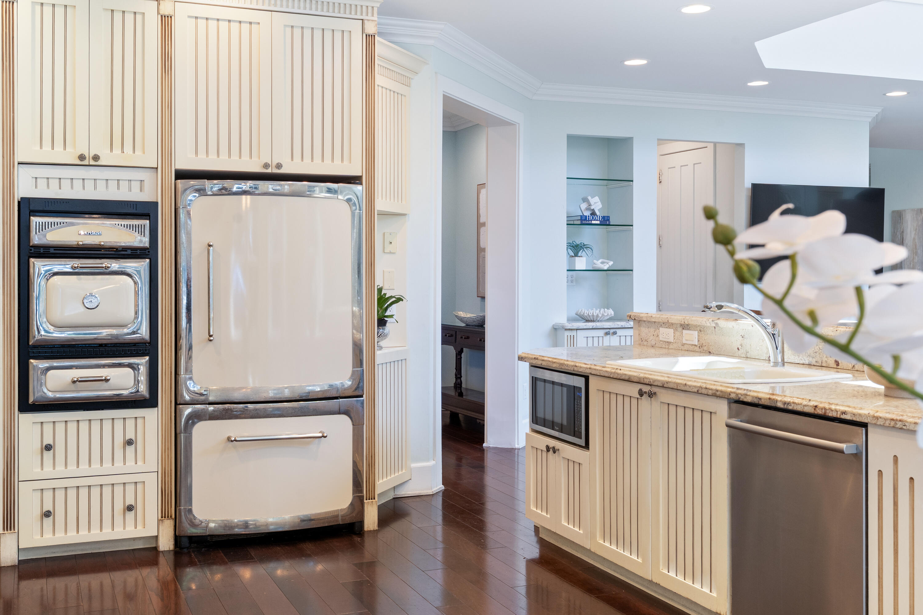 575 Northwest 7th Street Boca Raton, FL 33432 - Photo 13 of 60 kitchen