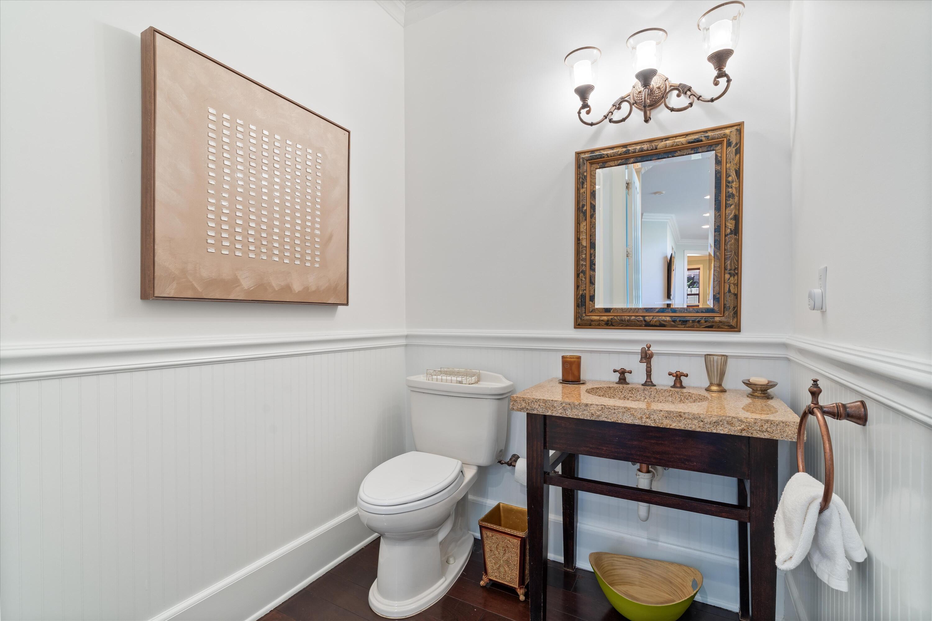 575 Northwest 7th Street Boca Raton, FL 33432 - Photo 34 of 60 Powder Room