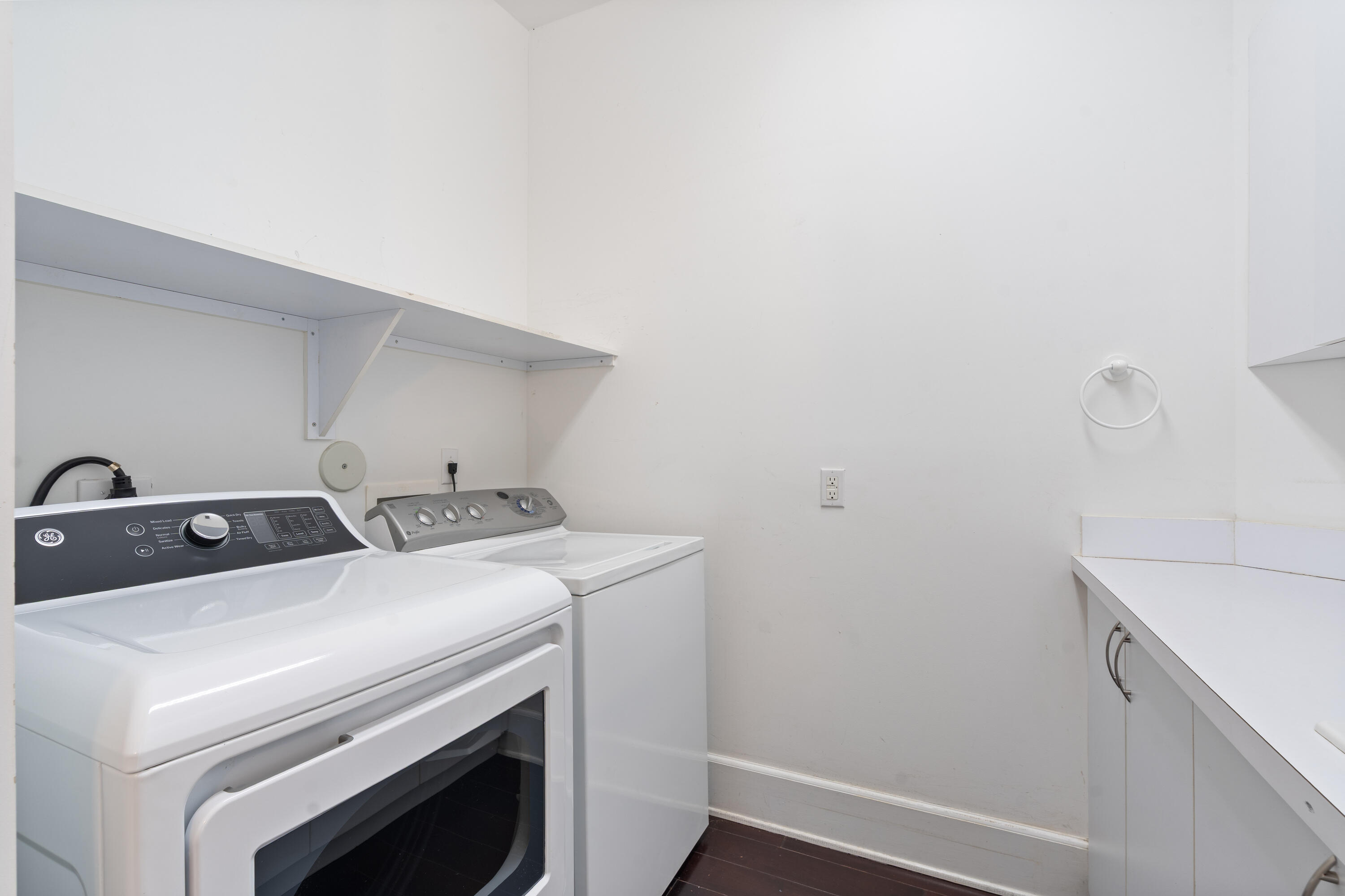575 Northwest 7th Street Boca Raton, FL 33432 - Photo 59 of 60 laundry