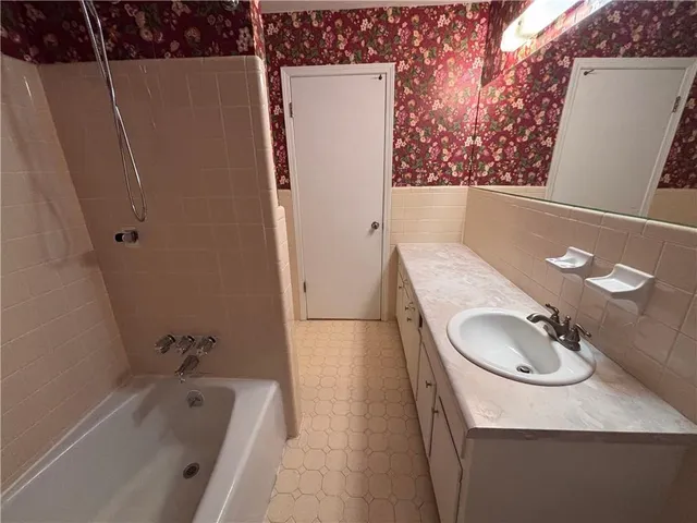 $209,900 | 4884 Oakside Drive, Stone Mountain, GA 30088