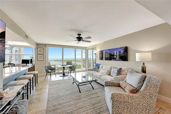 $6,000 | 5550 Heron Point Drive, Unit 703, Naples, FL 34108