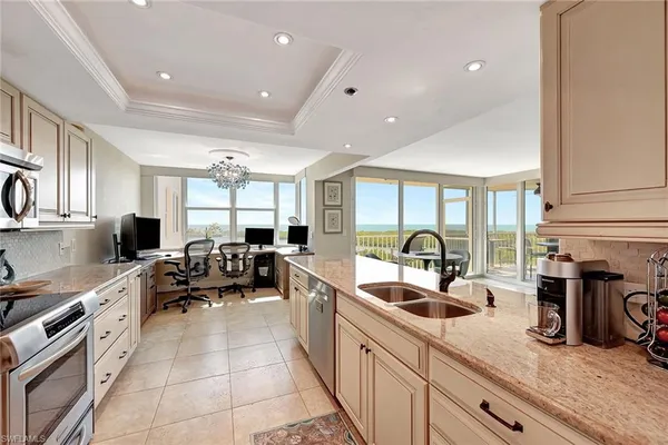 $6,000 | 5550 Heron Point Drive, Unit 703, Naples, FL 34108