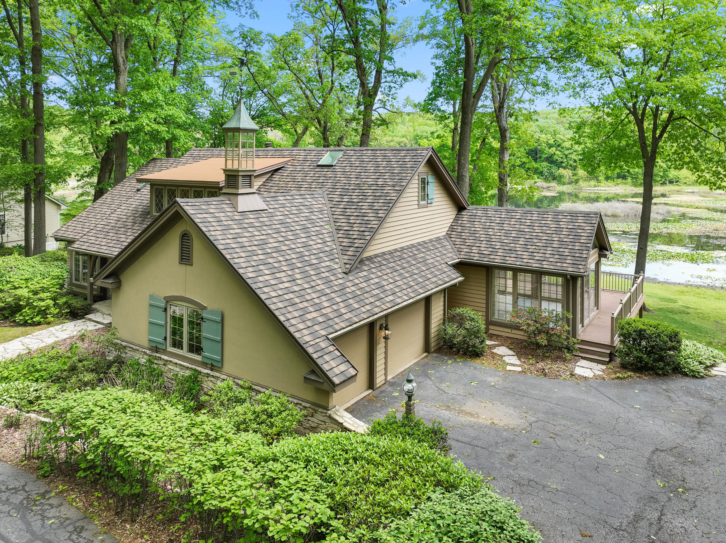 3611 West Waverly Road La Porte, IN 46350 - Photo 3 of 40 front view of a house with a small yard