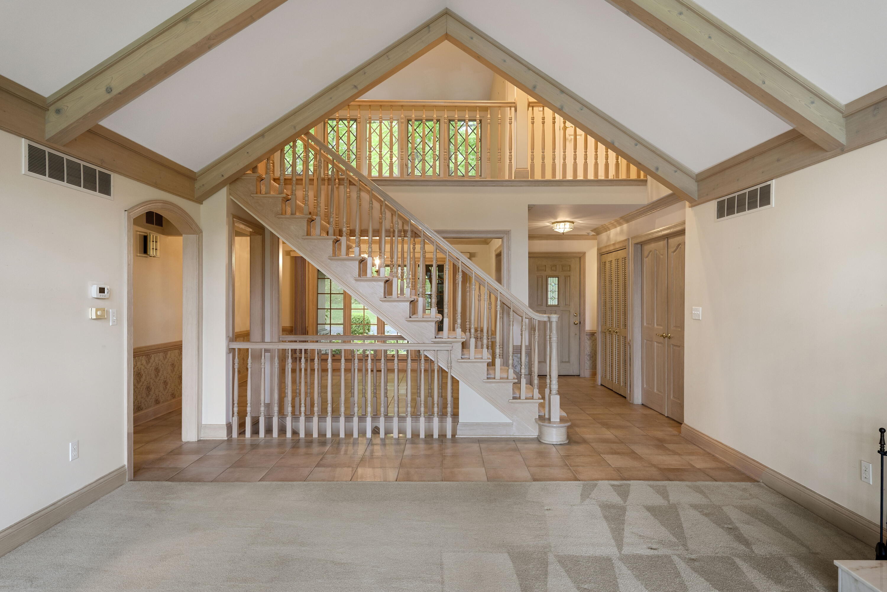 3611 West Waverly Road La Porte, IN 46350 - Photo 10 of 40 a view of entryway