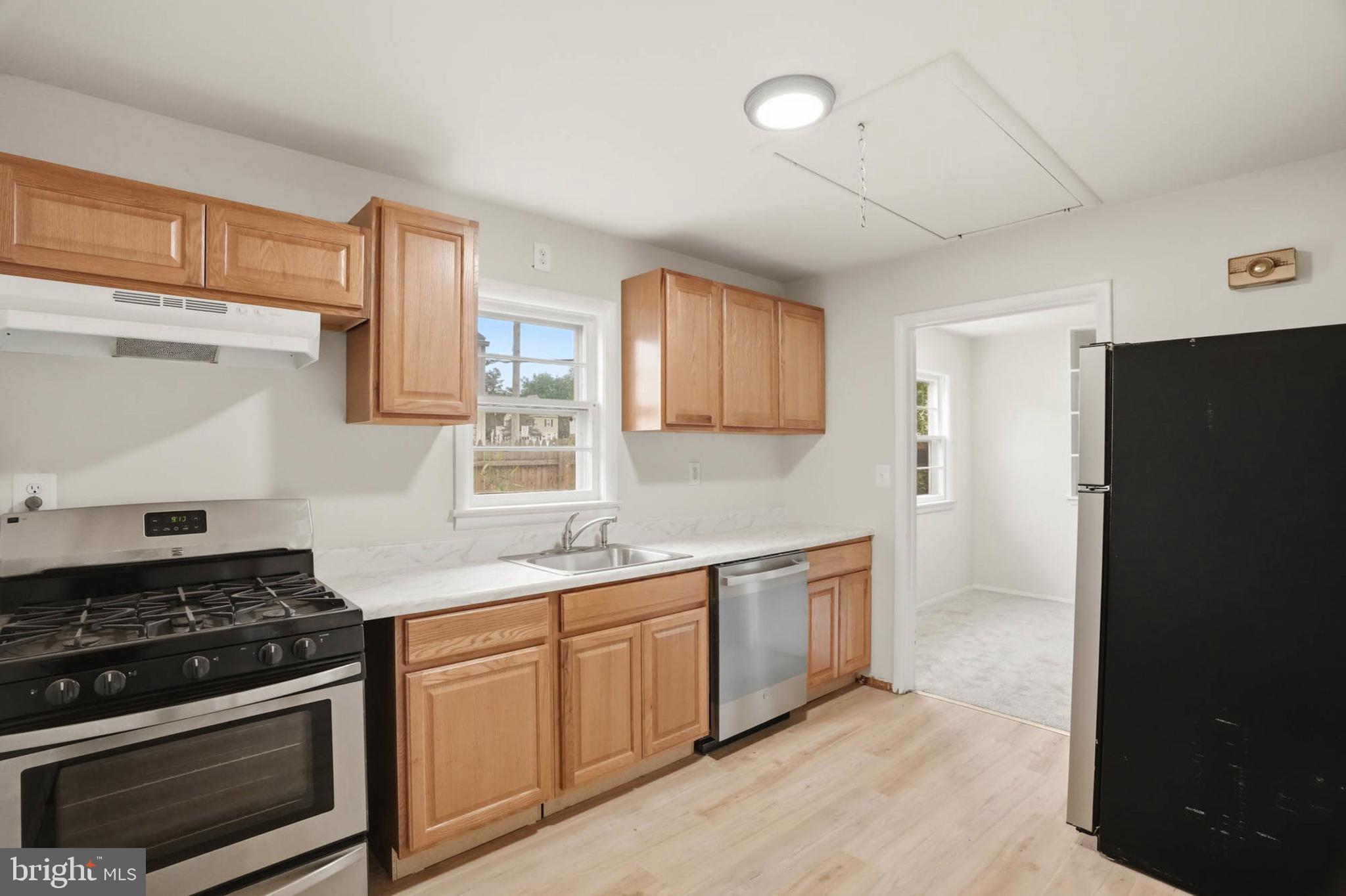 6605 Riggs Road Hyattsville, MD 20782 - Photo 12 of 31 Gallery Image 12