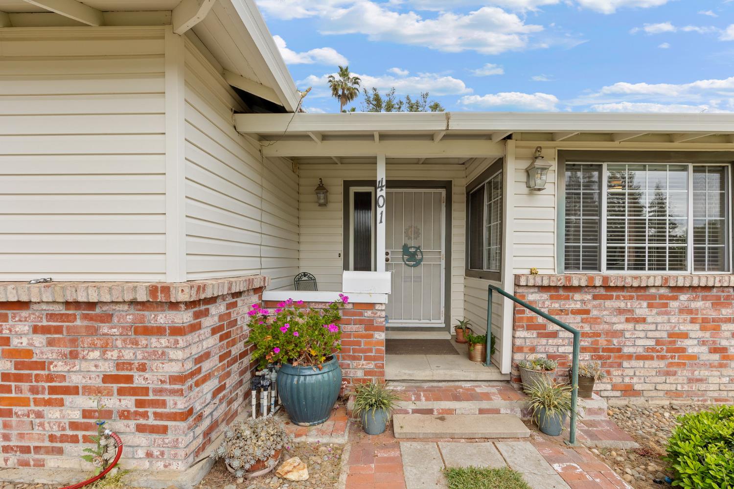 401 Gibson Road Woodland, CA 95695 - Photo 4 of 44