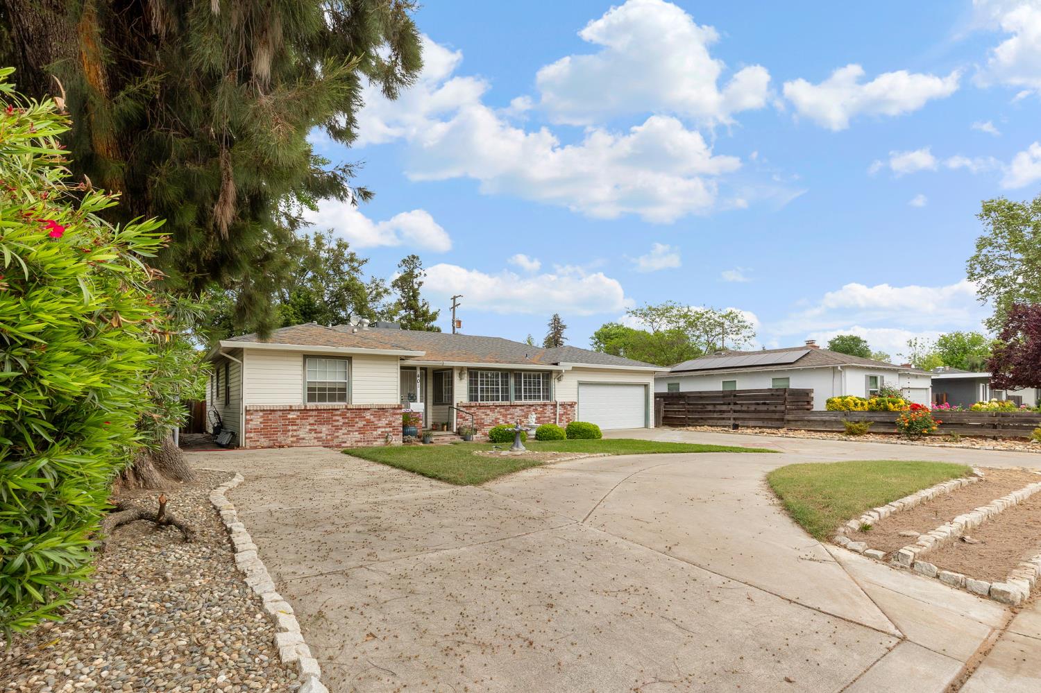 401 Gibson Road Woodland, CA 95695 - Photo 6 of 44