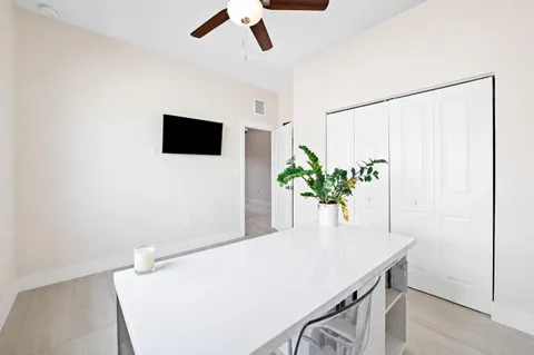 $679,999 | 160 Northeast 35th Street, Oakland Park, FL 33334