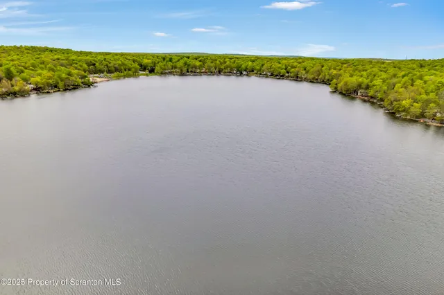 a view of a tennis court