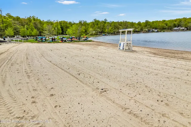 a view of a tennis court