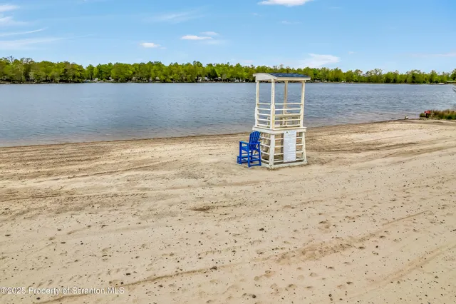 $89,999 | 170 Rainbow Drive, Gouldsboro, PA 18424