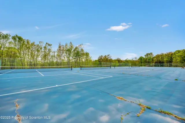 $89,999 | 170 Rainbow Drive, Gouldsboro, PA 18424