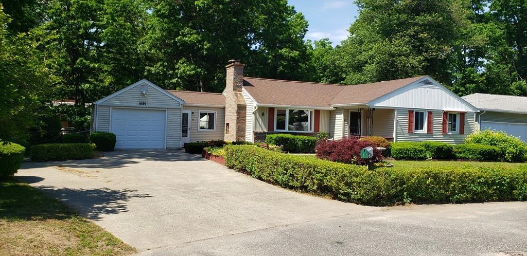 66 Pine Hill Road Springfield, MA 01118 - Photo 4 of 20