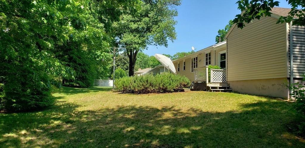 66 Pine Hill Road Springfield, MA 01118 - Photo 5 of 20
