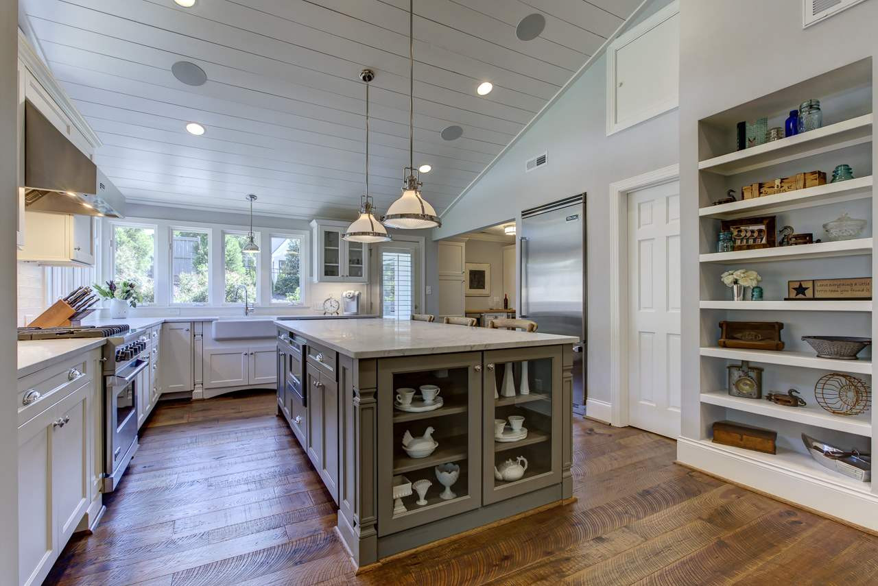 1330 Hathaway Road Raleigh, NC 27608 - Photo 1 of 25 Photo 1