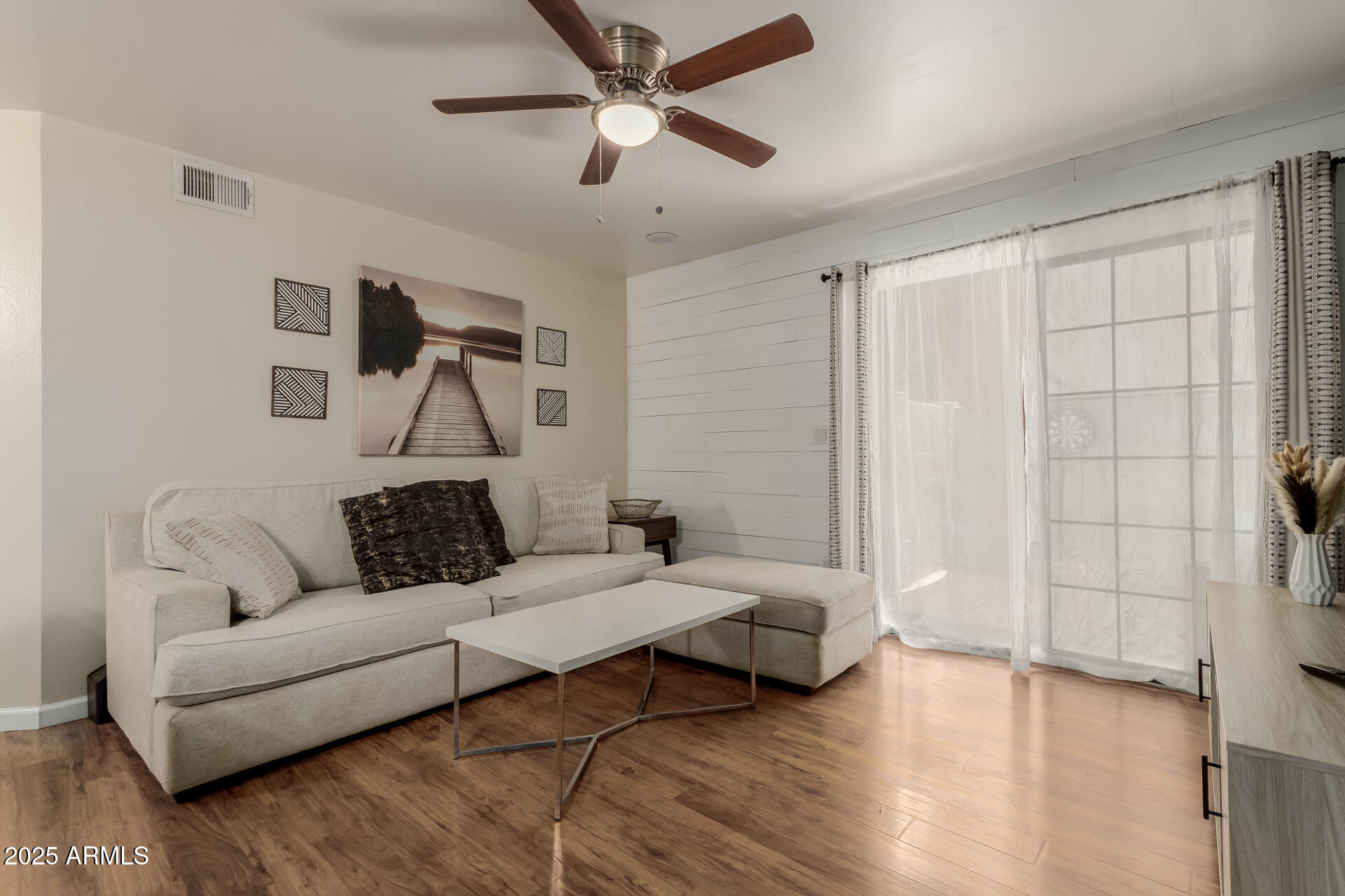 533 West Guadalupe Road, Unit 1001 Mesa, AZ 85210 - Photo 5 of 27 04 Guadalupe