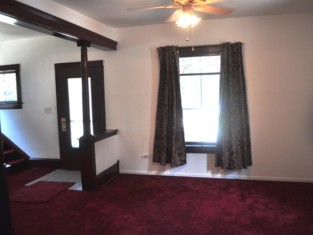 641 South Street Elgin, IL 60123 - Photo 6 of 16