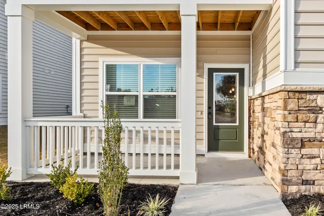 $299,000 | 123 Silver Street, Unit 101, Ridgeland, SC 29936