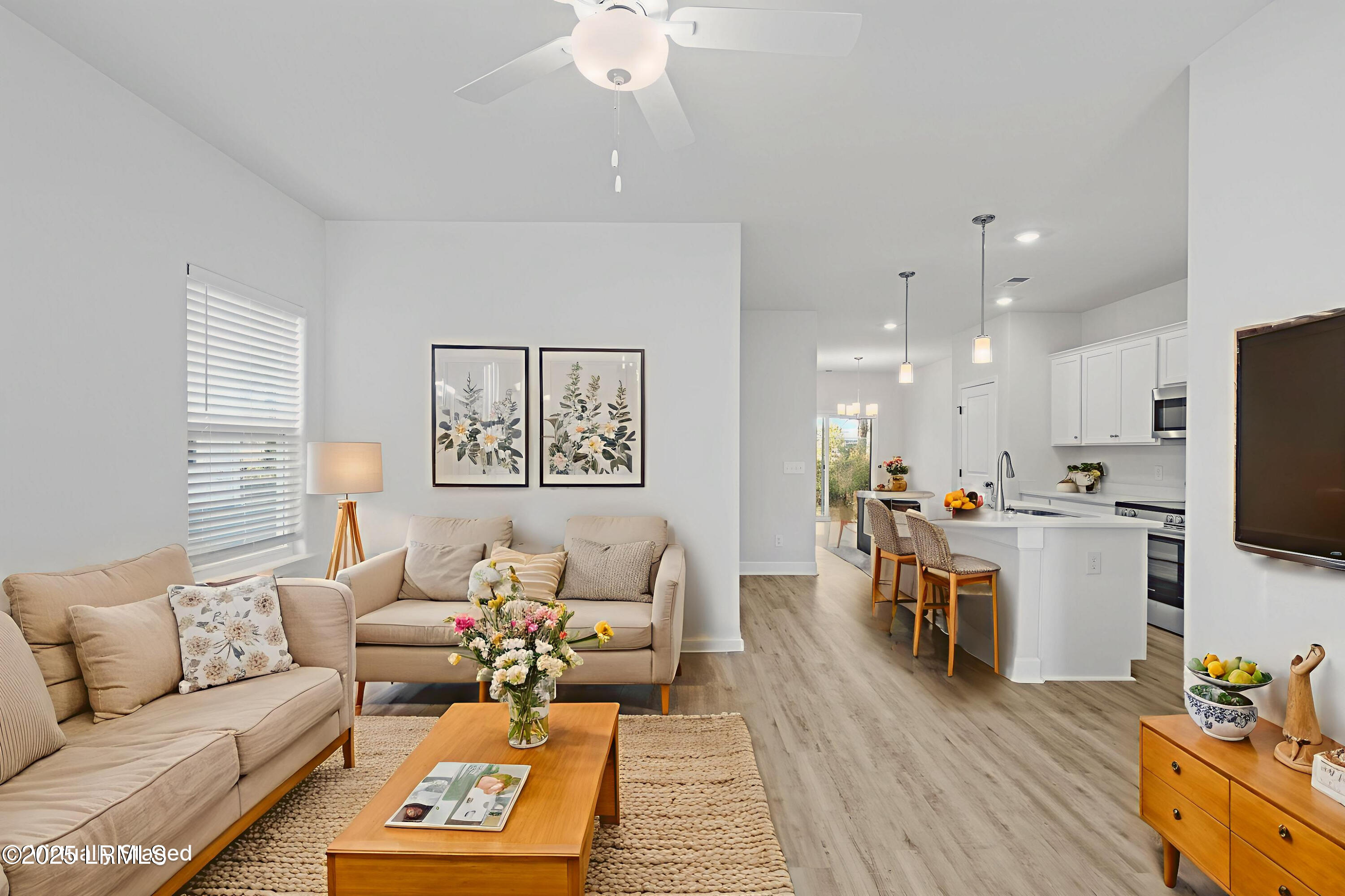 123 Silver Street, Unit 101 Ridgeland, SC 29936 - Photo 6 of 40 Foxchase-19-4 - Living Room - Scandinavi