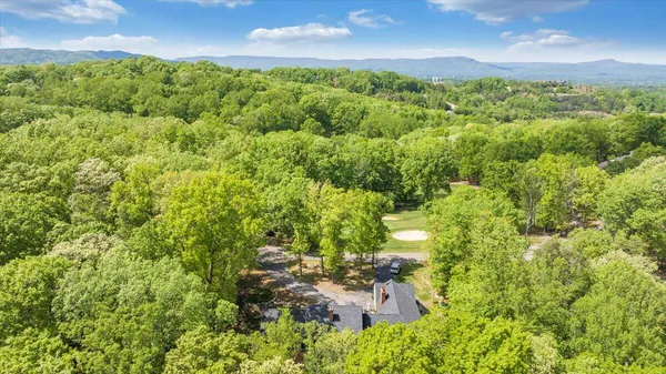 $1,390,000 | 5141 Cross Bow Circle, Roanoke, VA 24018