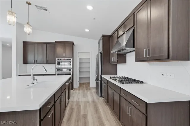 $2,995 | 9958 Eagen Valley Street, Las Vegas, NV 89166