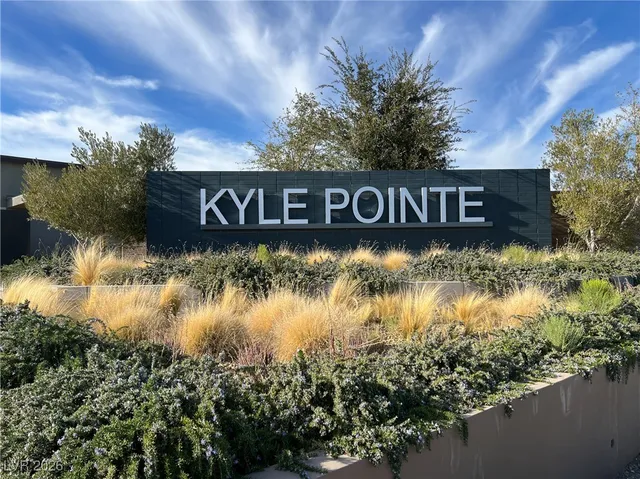 $2,995 | 9958 Eagen Valley Street, Las Vegas, NV 89166