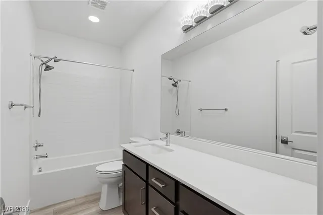 $2,995 | 9958 Eagen Valley Street, Las Vegas, NV 89166