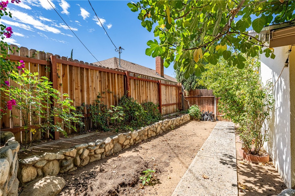 3986 Havenhurst Avenue Riverside, CA 92507 - Photo 24 of 32 Gallery Image 24