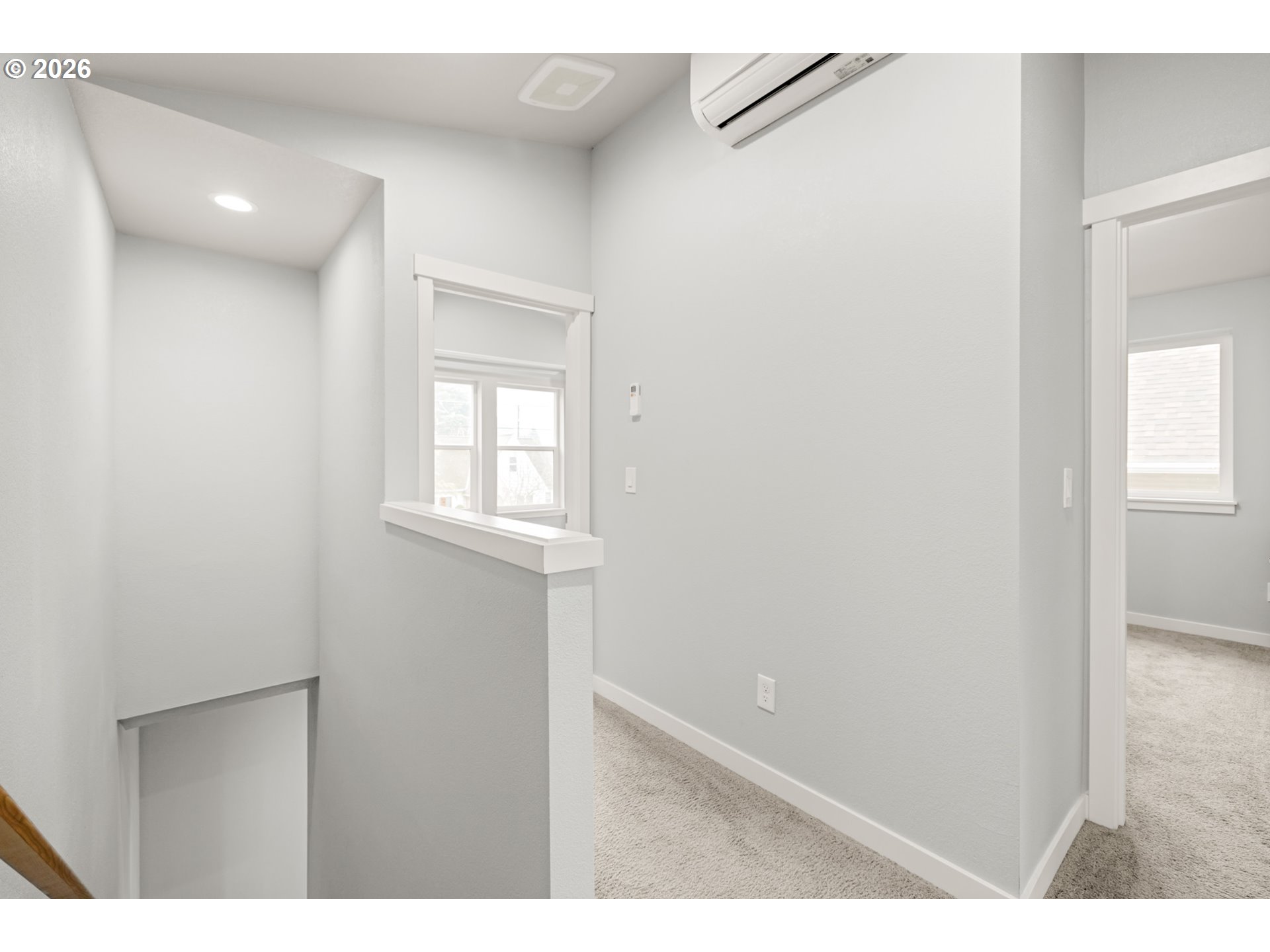 8629 Southeast Washington Street Portland, OR 97216 - Photo 16 of 24