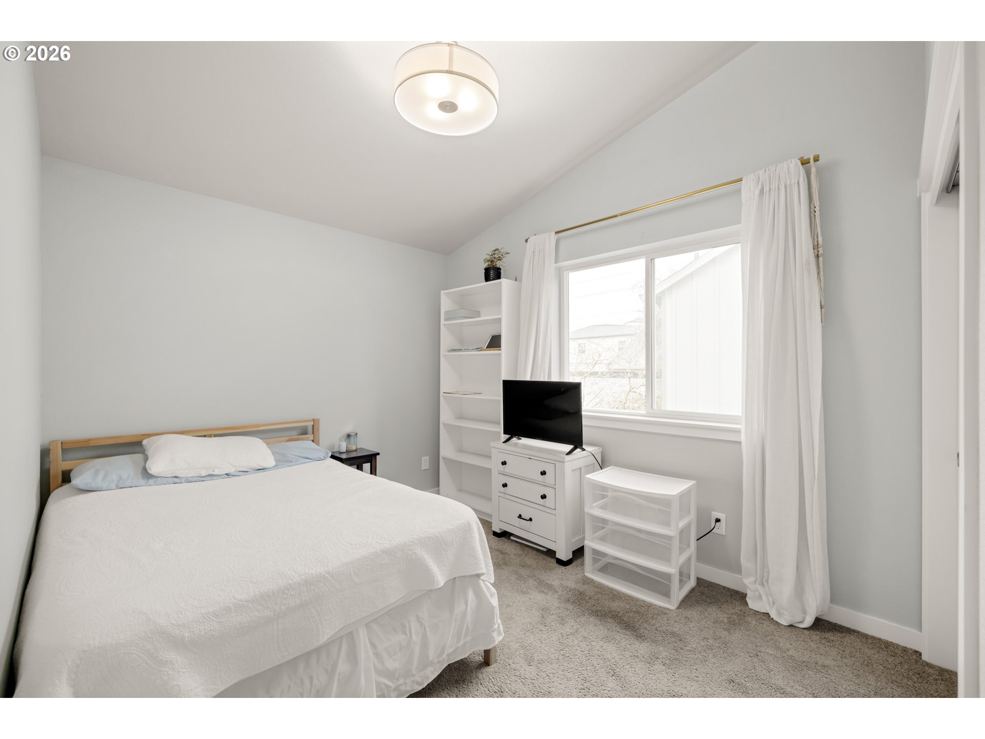 8629 Southeast Washington Street Portland, OR 97216 - Photo 19 of 24