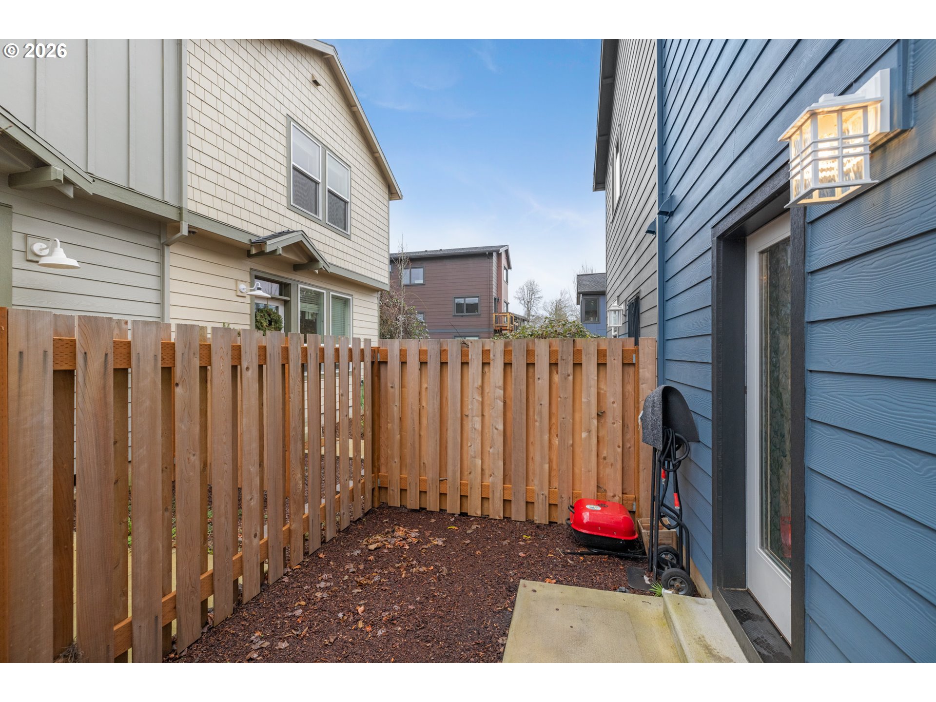 8629 Southeast Washington Street Portland, OR 97216 - Photo 21 of 24