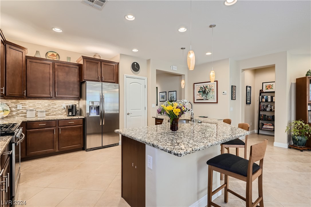 10313 Numaga Road Las Vegas, NV 89178 - Photo 11 of 38 Gallery Image 11