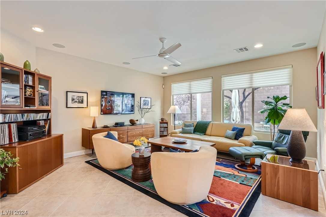 10313 Numaga Road Las Vegas, NV 89178 - Photo 4 of 38 Gallery Image 4