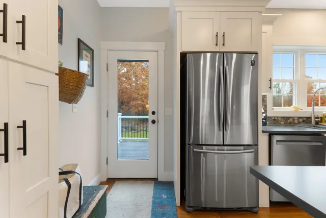 $650,000 | 11 Beacon Drive, Brunswick, ME 04011