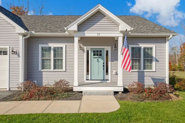 $650,000 | 11 Beacon Drive, Brunswick, ME 04011