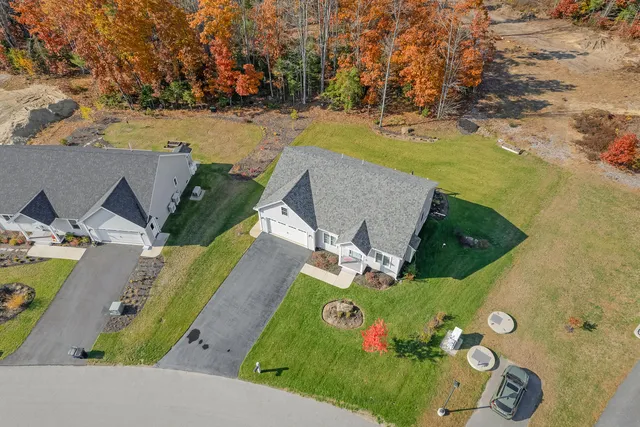$650,000 | 11 Beacon Drive, Brunswick, ME 04011
