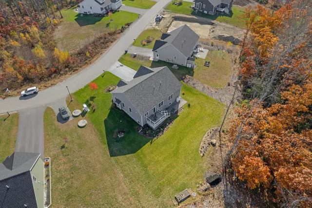 $650,000 | 11 Beacon Drive, Brunswick, ME 04011