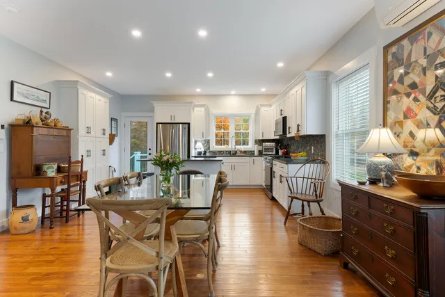 $650,000 | 11 Beacon Drive, Brunswick, ME 04011