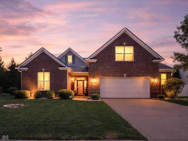 $450,000 | 1075 Lazio Court, Greenwood, IN 46143
