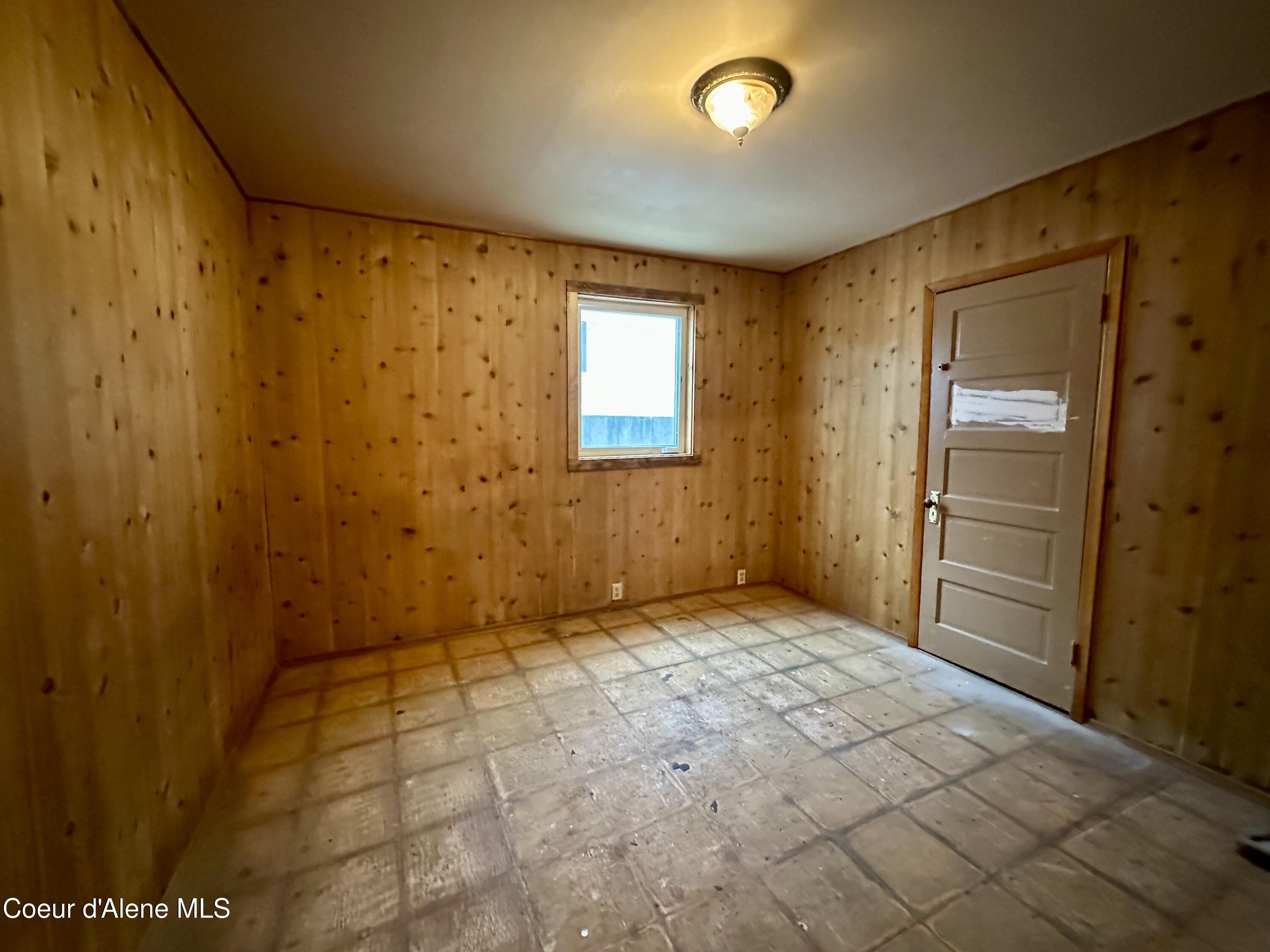 615 Earle Street Mullan, ID 83846 - Photo 17 of 37 15