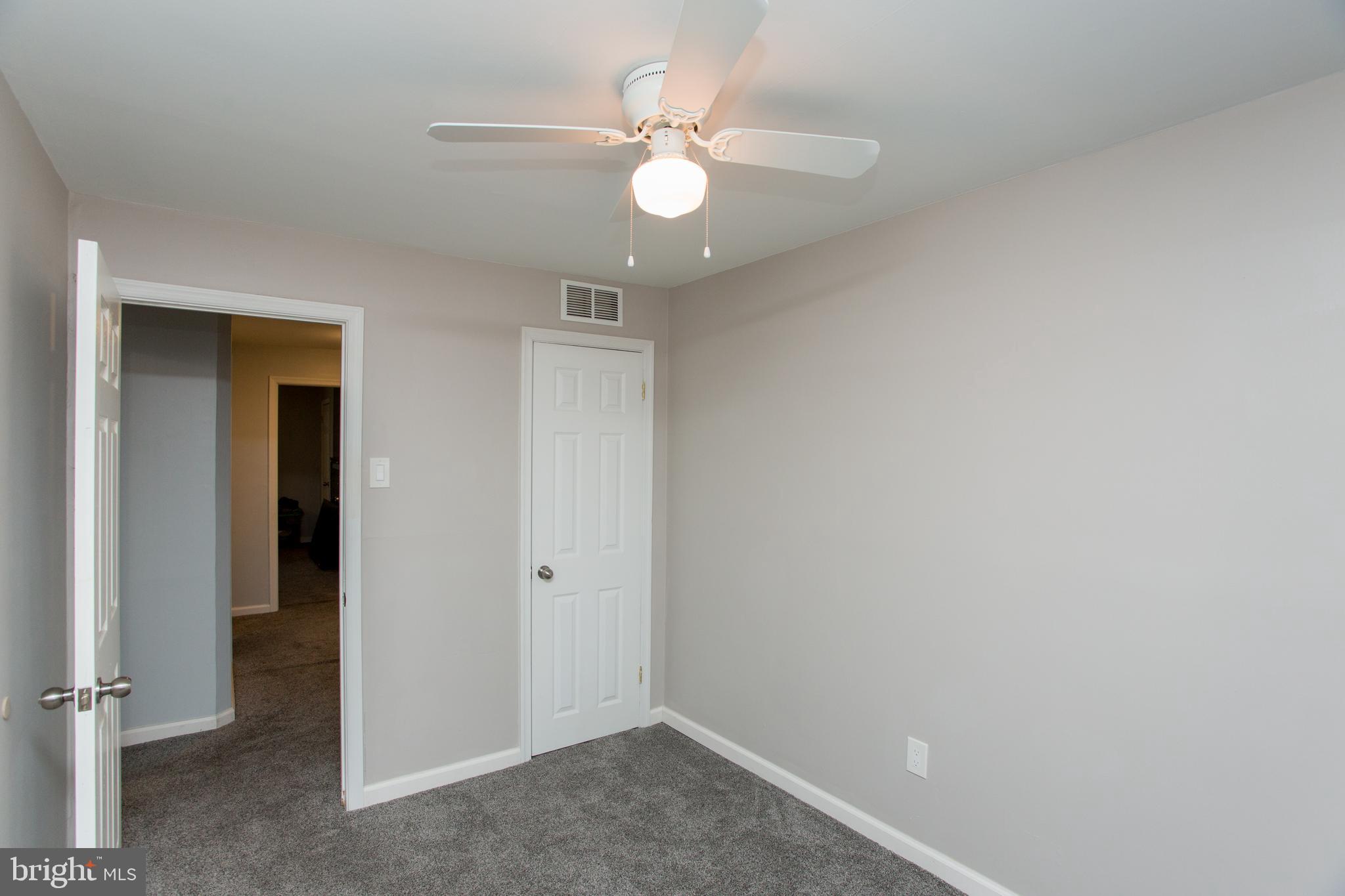 11805 Millbrook Road Philadelphia, PA 19154 - Photo 24 of 38 Bedroom 2