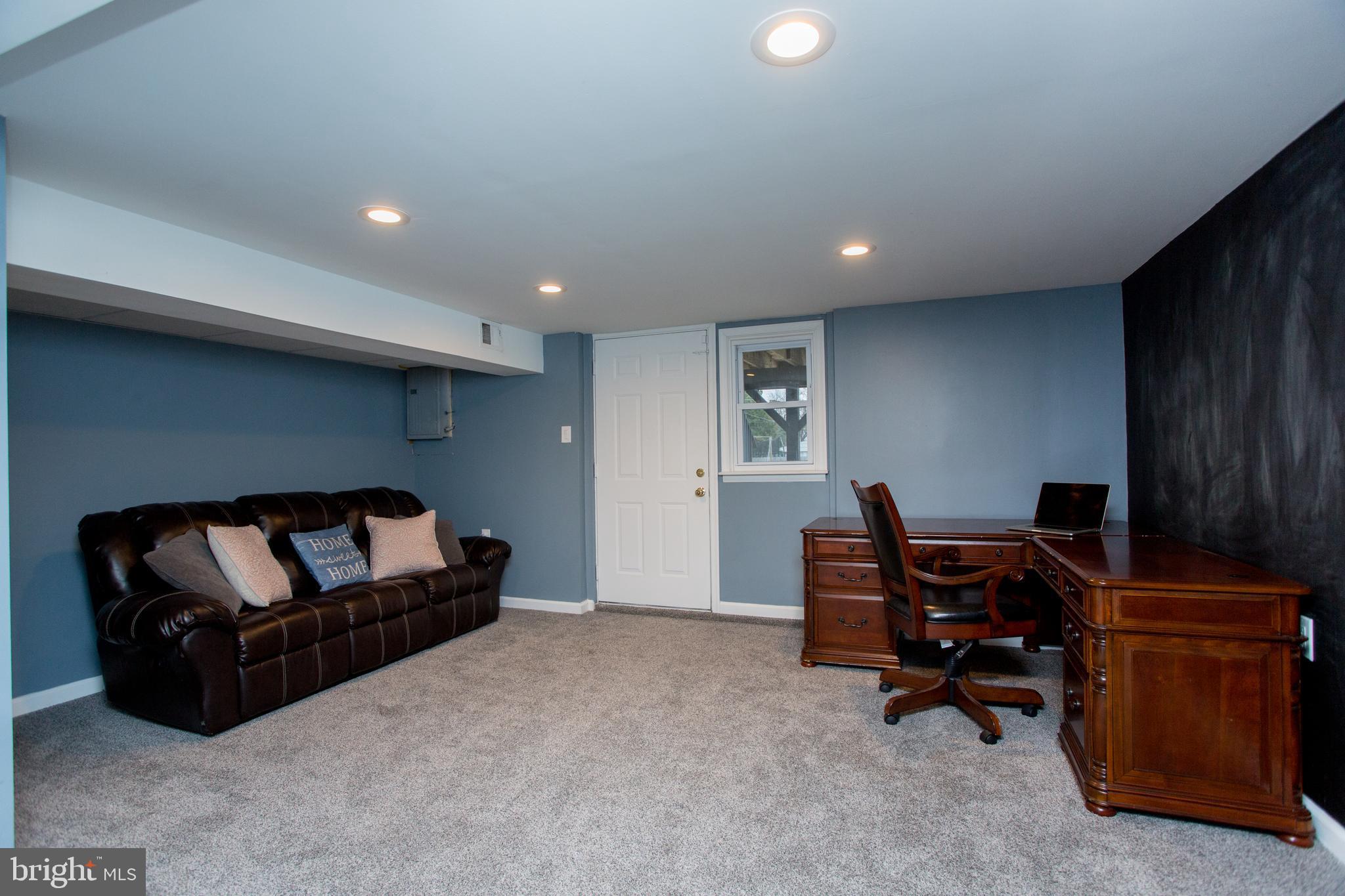 11805 Millbrook Road Philadelphia, PA 19154 - Photo 27 of 38 Finished Basement